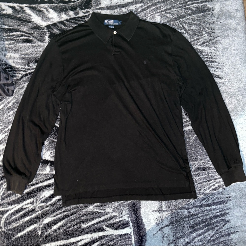 Medium black long sleeve polo shirt
